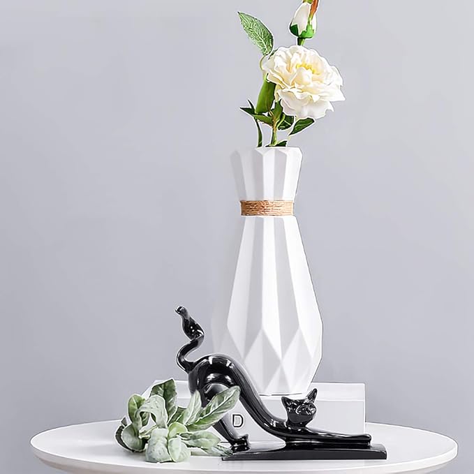 DreamsEden Cute Black Cat Statue - Modern Art Sculpture Resin Animal Figurine Decoration for Living Room Shelf Decor