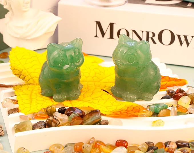 DUQGUHO Green Aventurine Cat Crystal Figurines - Lucky Cute Cat Statue for Room Desk Decor 1PC