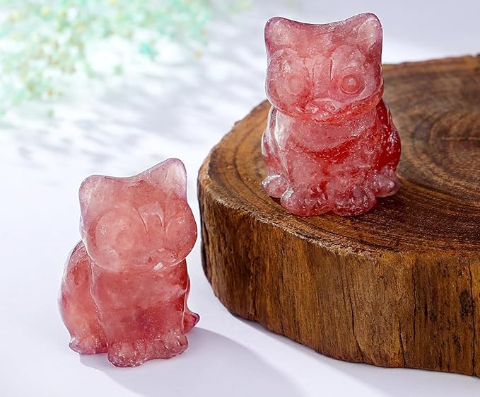 DUQGUHO Cat Decor Strawberry Quartz Cat Crystal Figurines Crystals Gifts for Cat Lovers Men Women Lucky Cute Cat Statue for Room Desk Decor 1PC