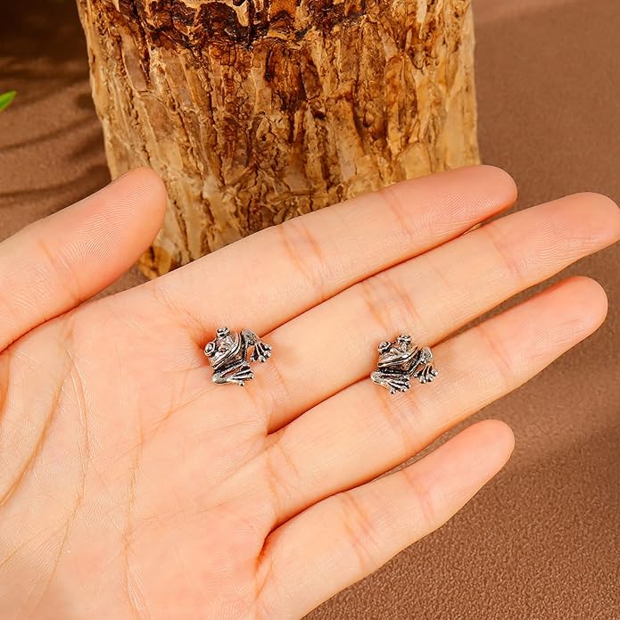 Frog Earrings for Women Mothers Day Gifts Vintage Frogs Shaped Stud Earrings Funny Cute 3D Animal Earrings Jewelry Gifts