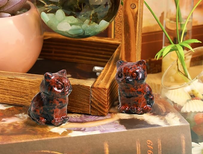DUQGUHO Red Obsidian Cat Crystals Figurines Gifts for Women & Men - Lucky Cute Cat Statue - Room & Desk Decor - 1PC