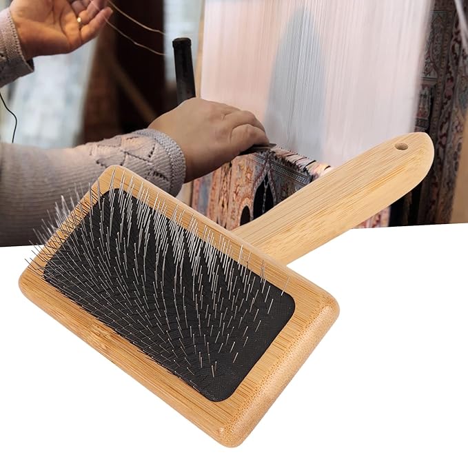 Slicker Brush,Skin Friendly Deshedding Grooming Tool Effectively Remove,Knots and Mats Self Cleaning Slicker Brush for Pet (Large)