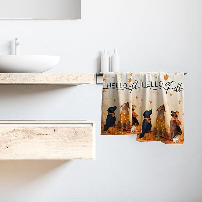 Giwawa Fall Dogs Hand Towels for Bathroom Set of 2 Autumn Leaves Soft Absorbent Small Bath Towels Holiday Decorative Kitchen Guest Dish Towel